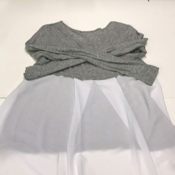 Woman’s top  - Picture 5 of 7